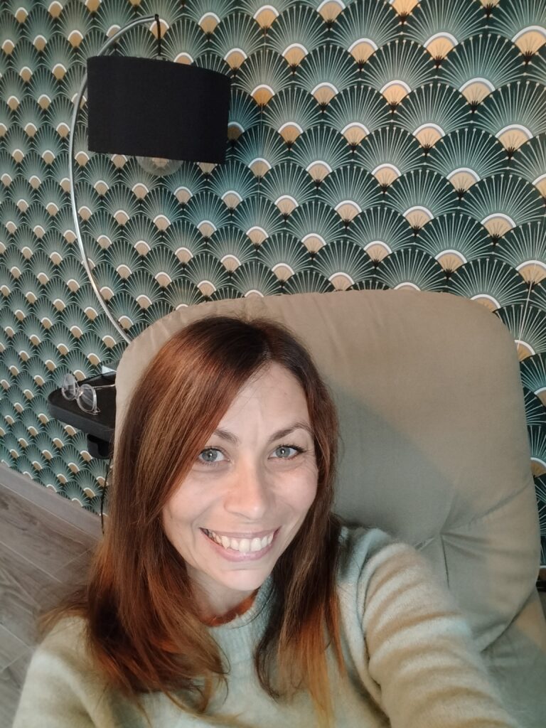 Eva Champion kinésiologue Saint-Herblain spécialisée en libération émotionnelle et gestion de stress